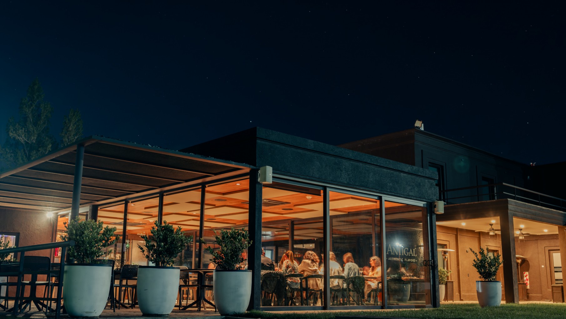 ANTIGAL AUTENTIC FLAVORS NOCHES A CIELO ABIERTO.